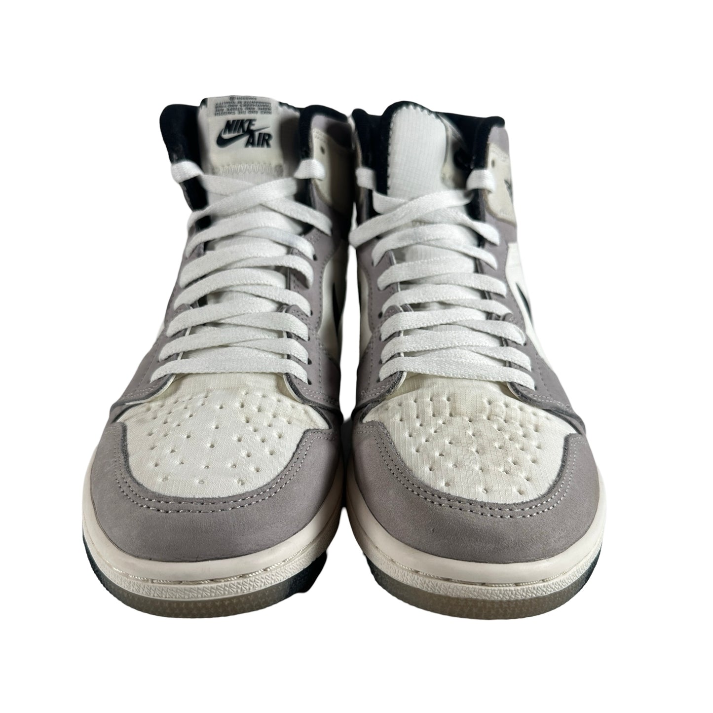 DB2889 100 Jordan 1 Retro High Element Gore-Tex Light Bone [USED] - 9 M (Used)
