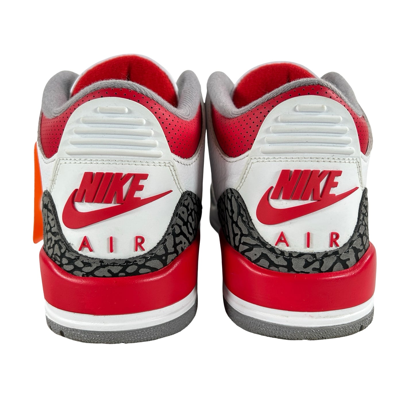 DN3707 160 Jordan 3 Retro Rojo fuego (2022)