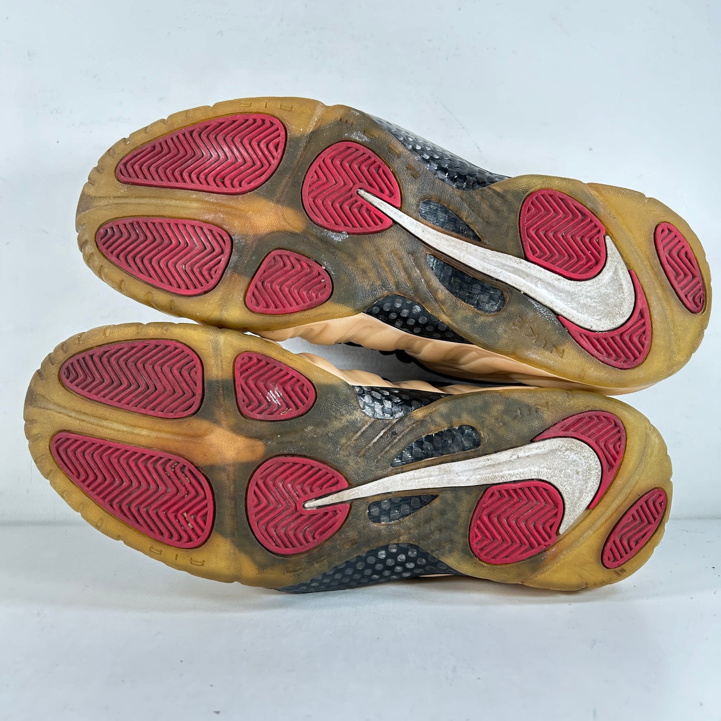 624041 206 Nike Air Foamposite Pro Pearl (2010) [USED] - 12 M (Used) (No Box)