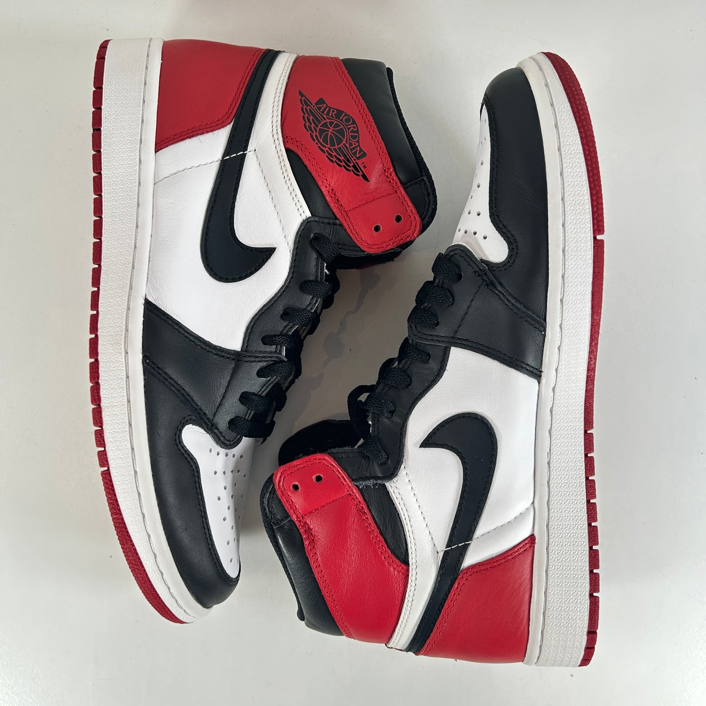 555088 125 Jordan 1 Retro Black Toe (2016) (2016) [USED] - 9 M (Used) (Replace Box)