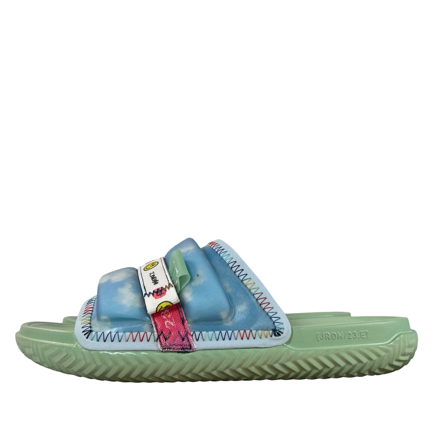 DR1330 413 Jordan Super Play Slide J Balvin