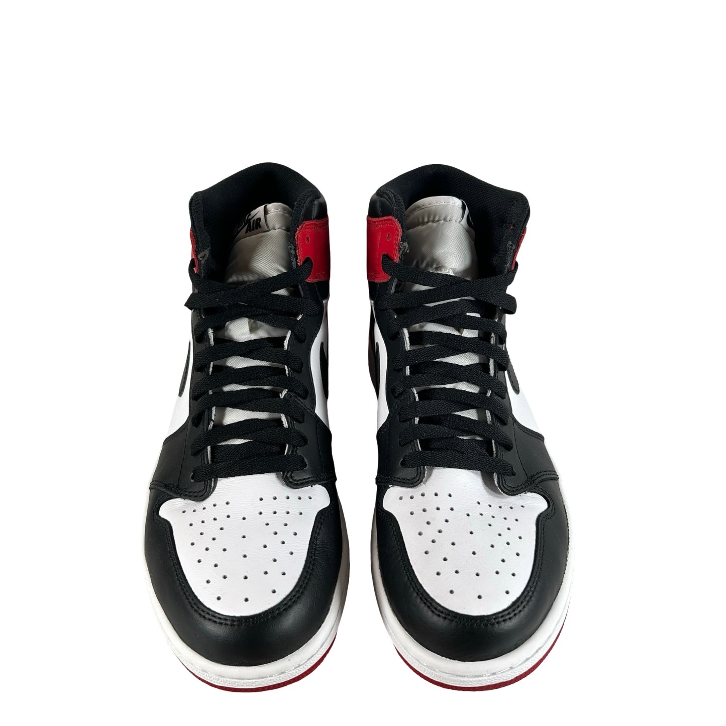 555088 125 Jordan 1 Retro Black Toe (2016) [USED] - 11 M (Used)