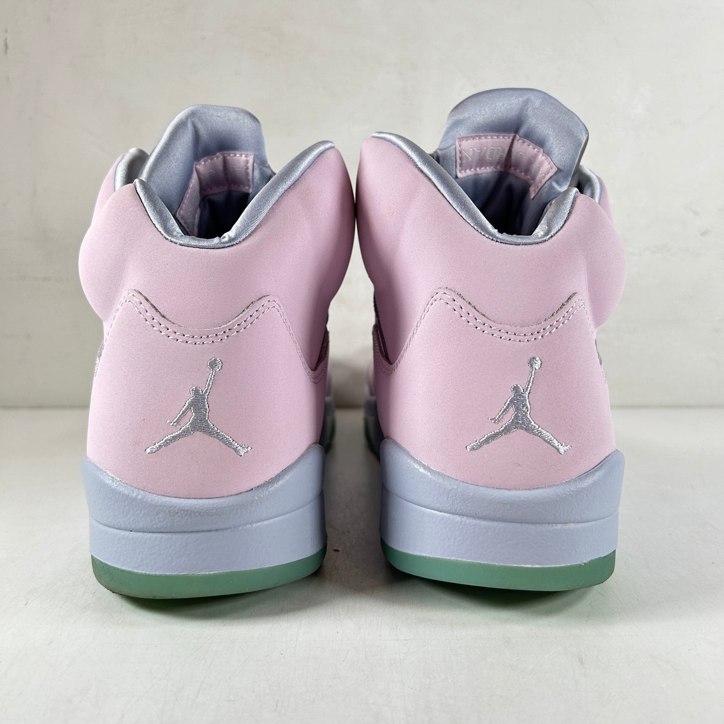 DV0562 600 Jordan 5 Retro Easter [USED] - 10 M (Used)