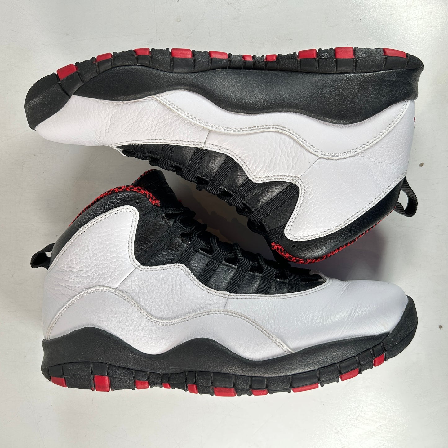 310805 100 Jordan 10 Retro Chicago Bulls (2012) [USED] - 9.5 M (Used)