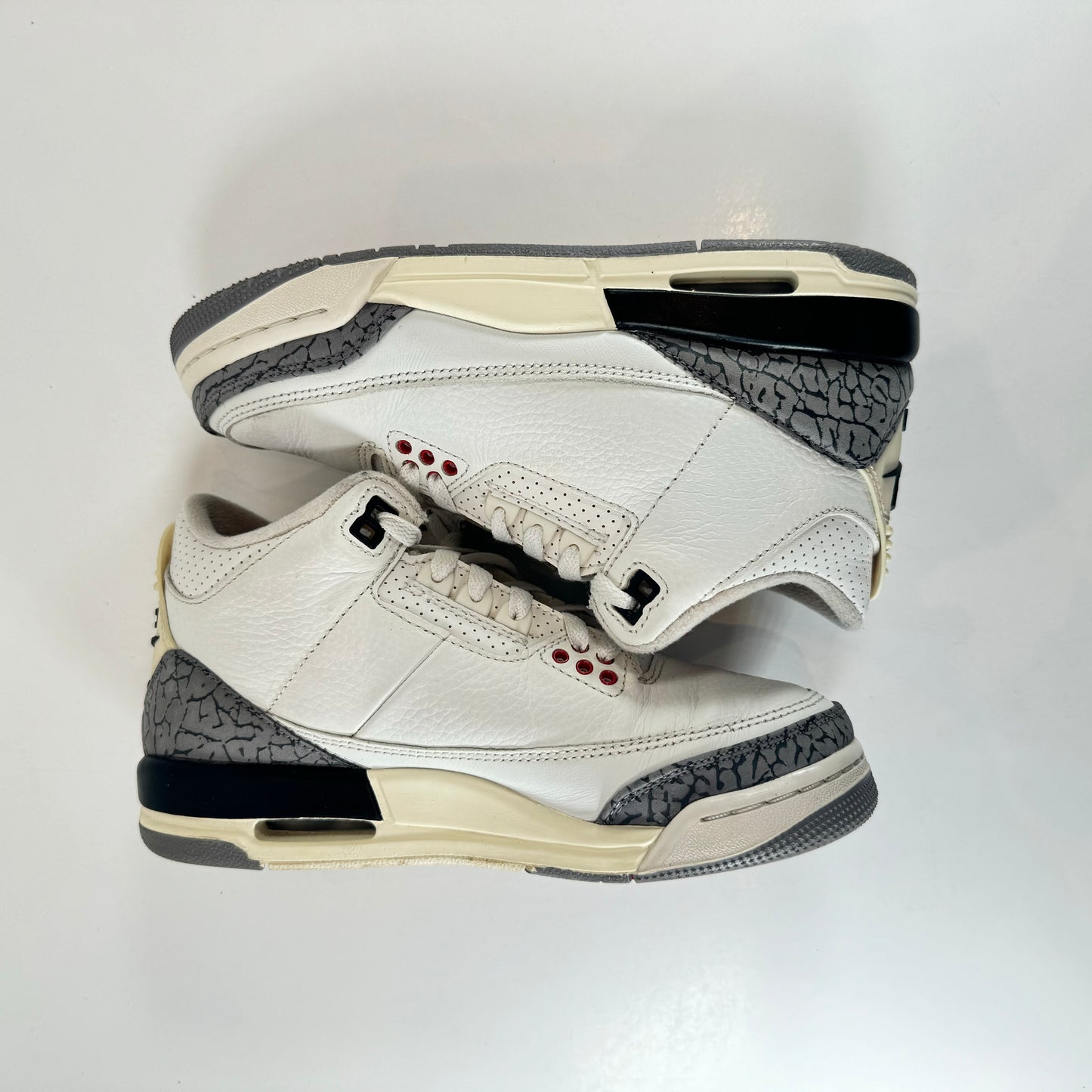 DM0967 100 Jordan 3 Retro White Cement Reimagined (GS) [USED] - 5 Y (Used)