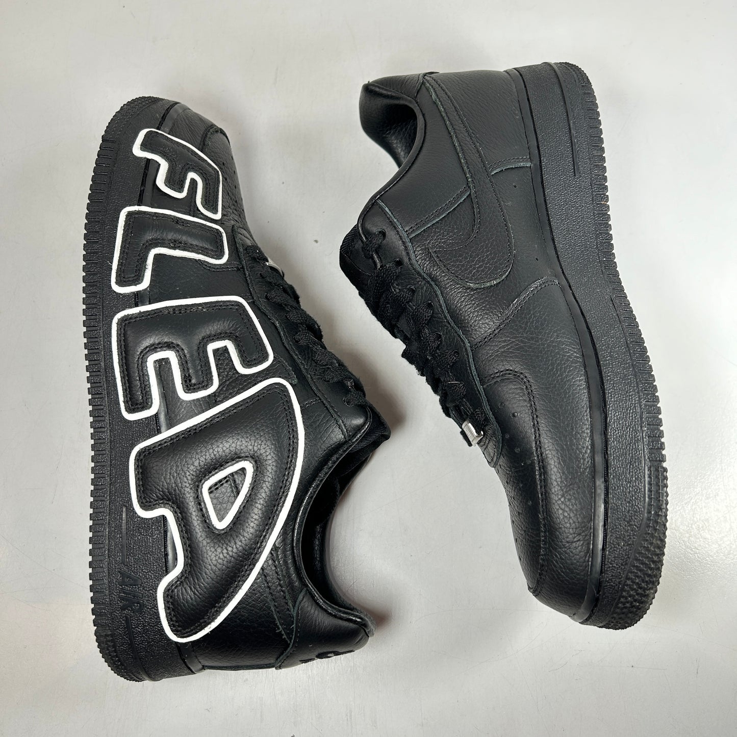 HJ8463 001 Nike Air Force 1 Low Cactus Plant Flea Market Black (2024) [USED] - 9.5 M (Used2)