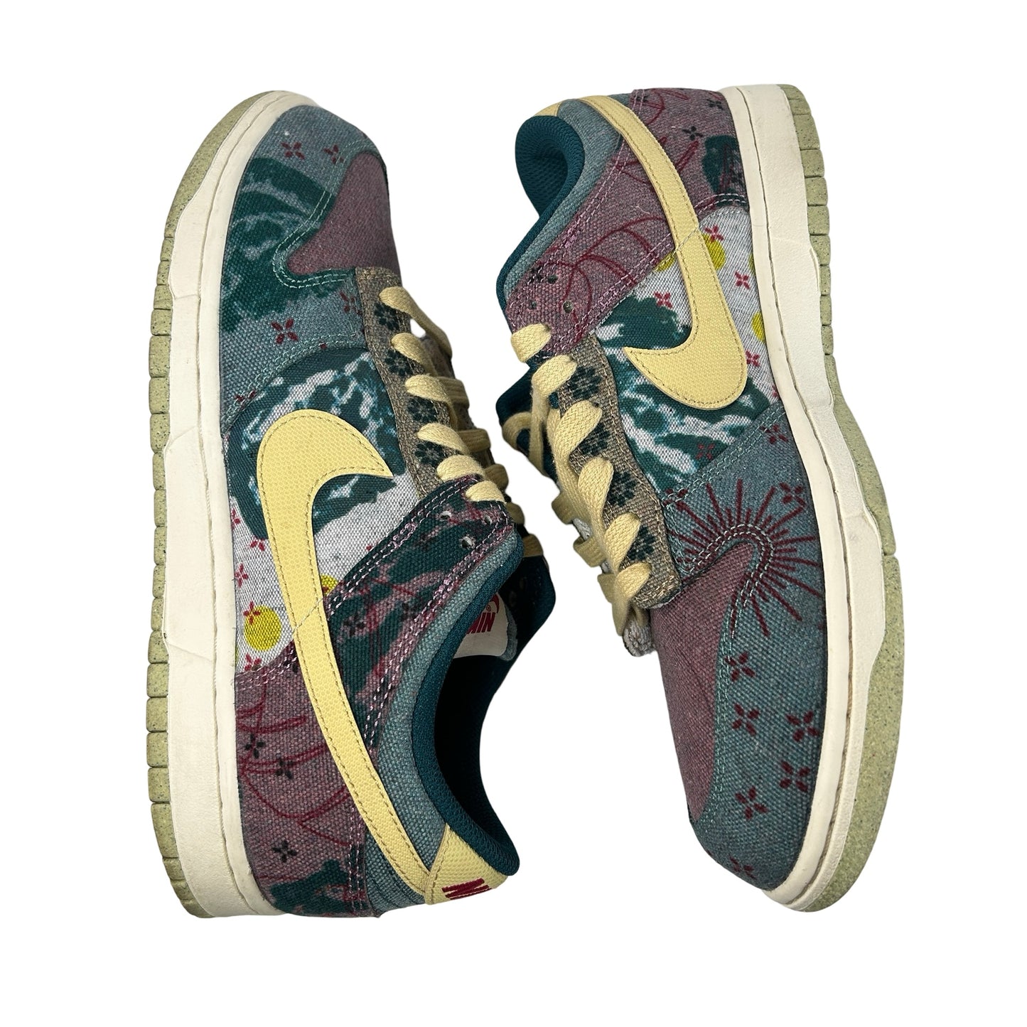 CZ9747 900 Nike Dunk Low Community Garden [USED] - 8.5 M (Used)