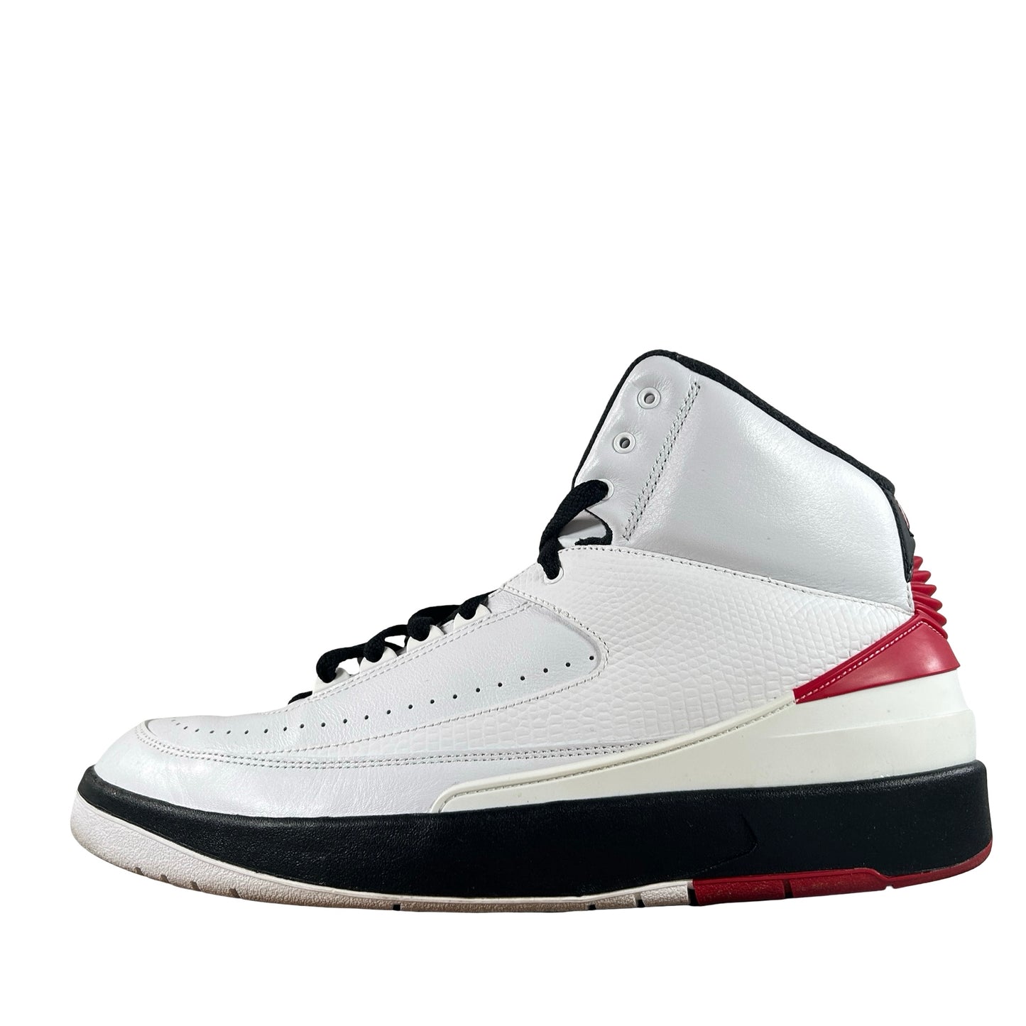 DX2454 106 Jordan 2 Retro OG Chicago (2022) [USED] - 13 M (Used3)