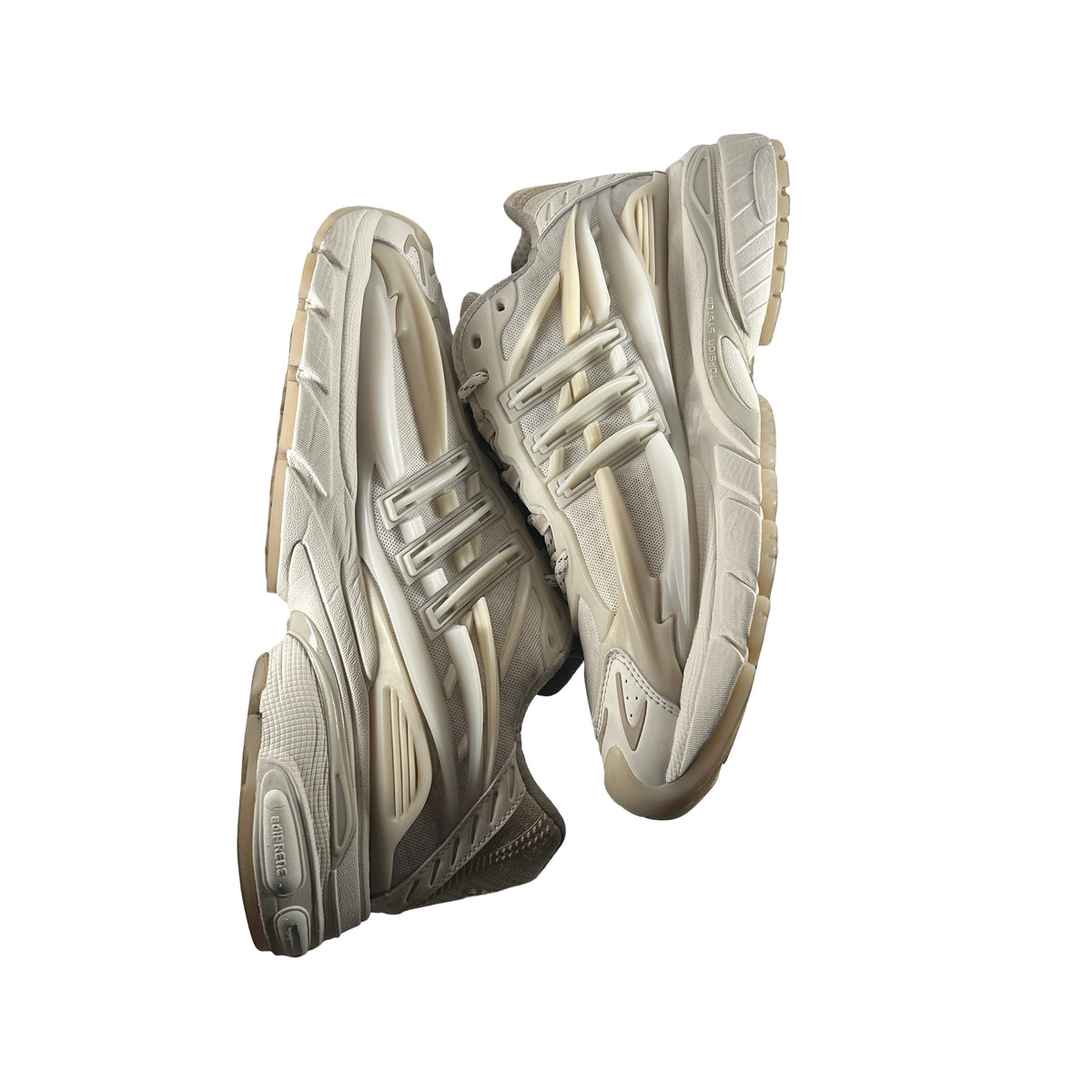 KH6730 adidas Adistar Jellyfish Pharrell Williams White [USED] - 11 M (Used)