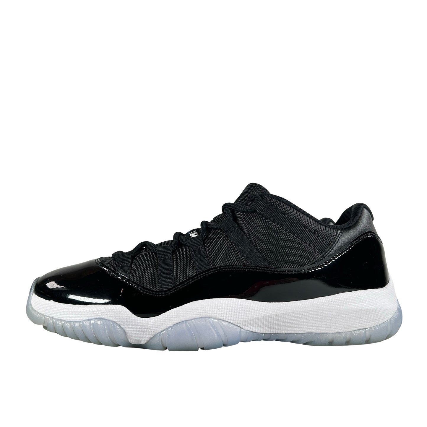 FV5104 004 Jordan 11 Retro Low Space Jam [USED] - 11.5 M (Used)