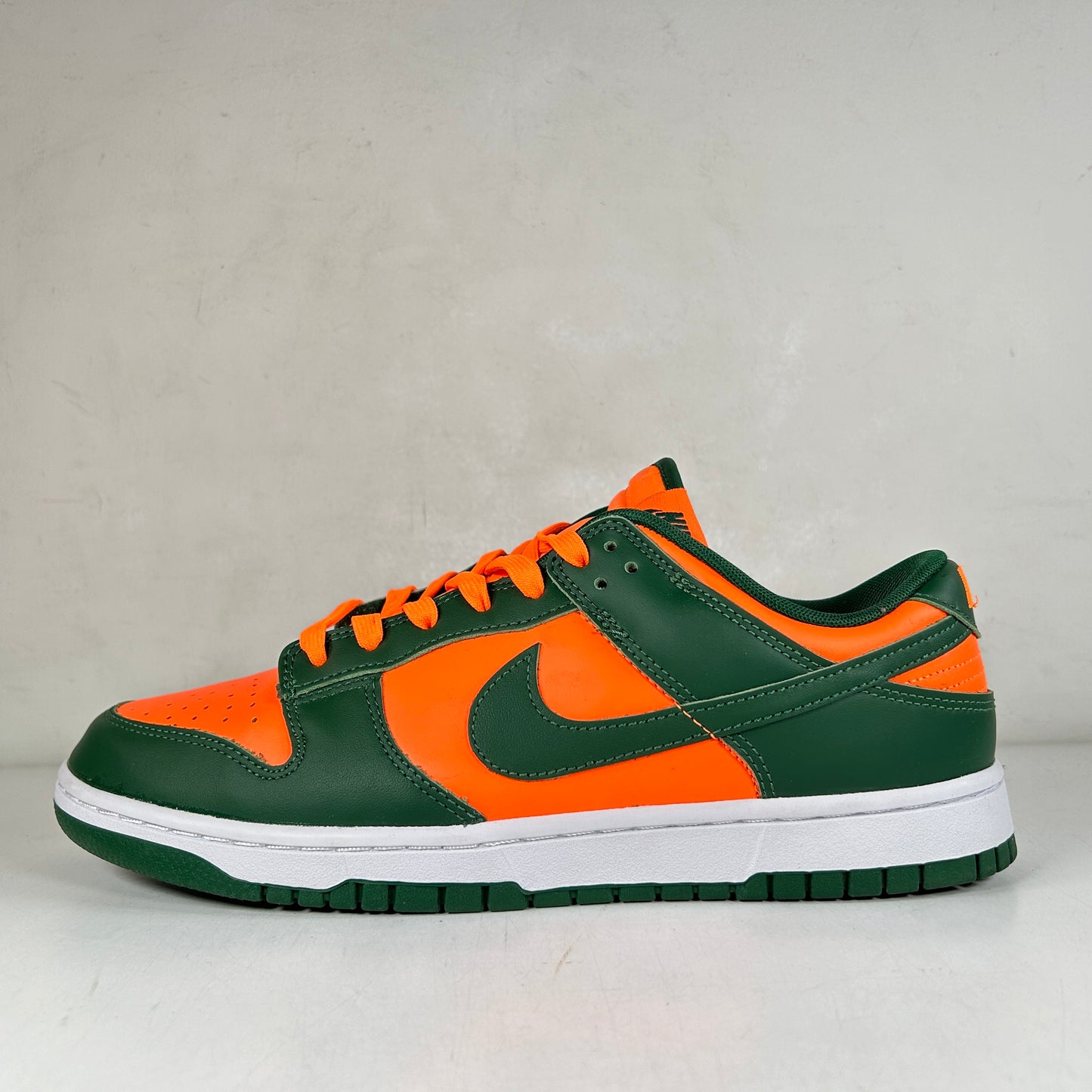 DD1391 300 Nike Dunk Low Retro Miami Hurricanes [USED] - 11 M (Used2)