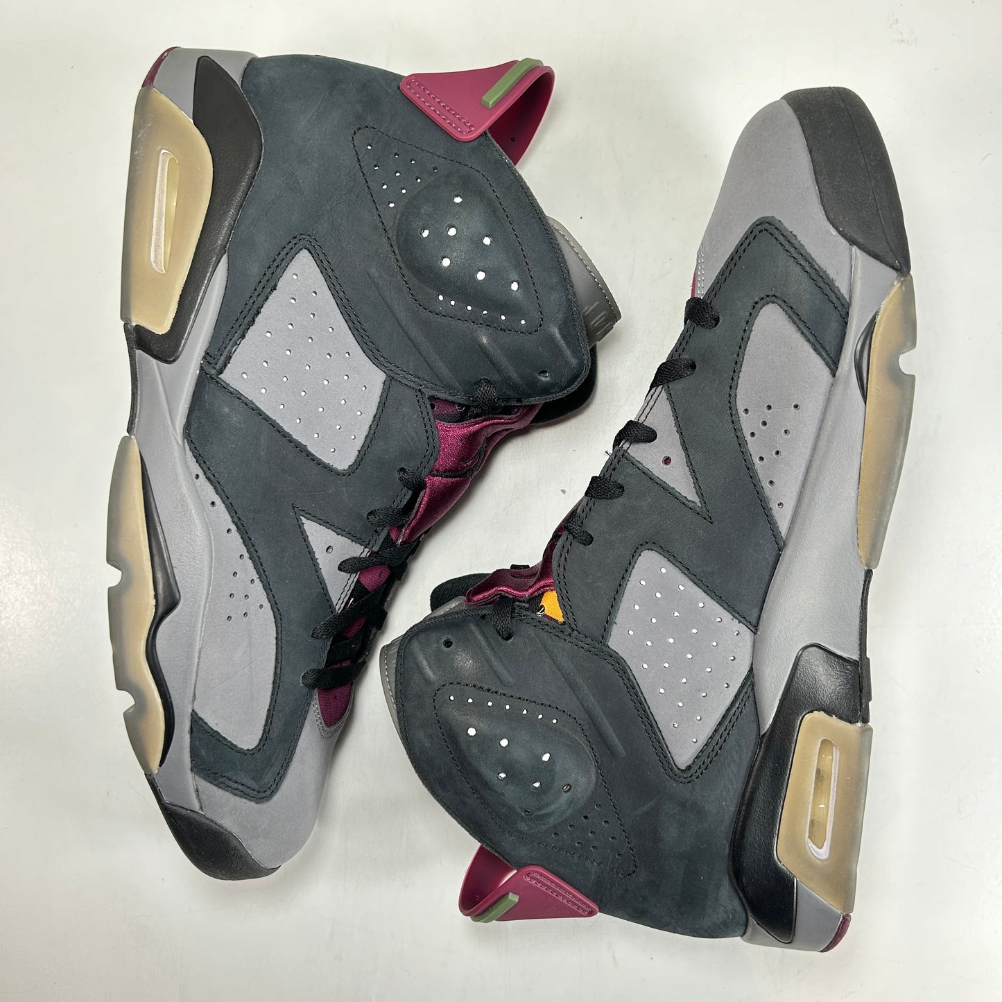 CT8529 063 Jordan 6 Retro Bordeaux [USED] - 14 M (Used) (No Box)