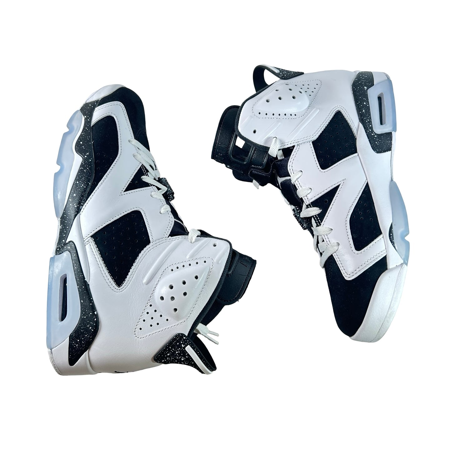 CT8529 108 Air Jordan 6 Retro Oreo (2026) [USED] - 9.5 M (Used)