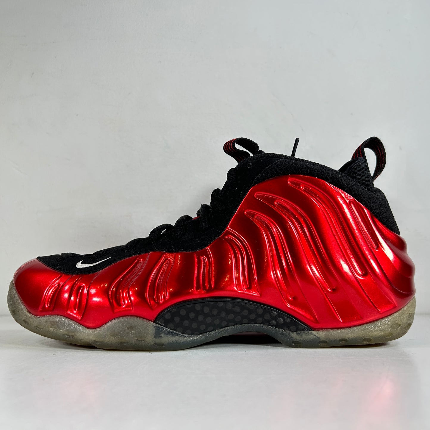 314996 610 Nike Air Foamposite One Metallic Red (2012) [USED] - 11 M (Used) (Replace Box)