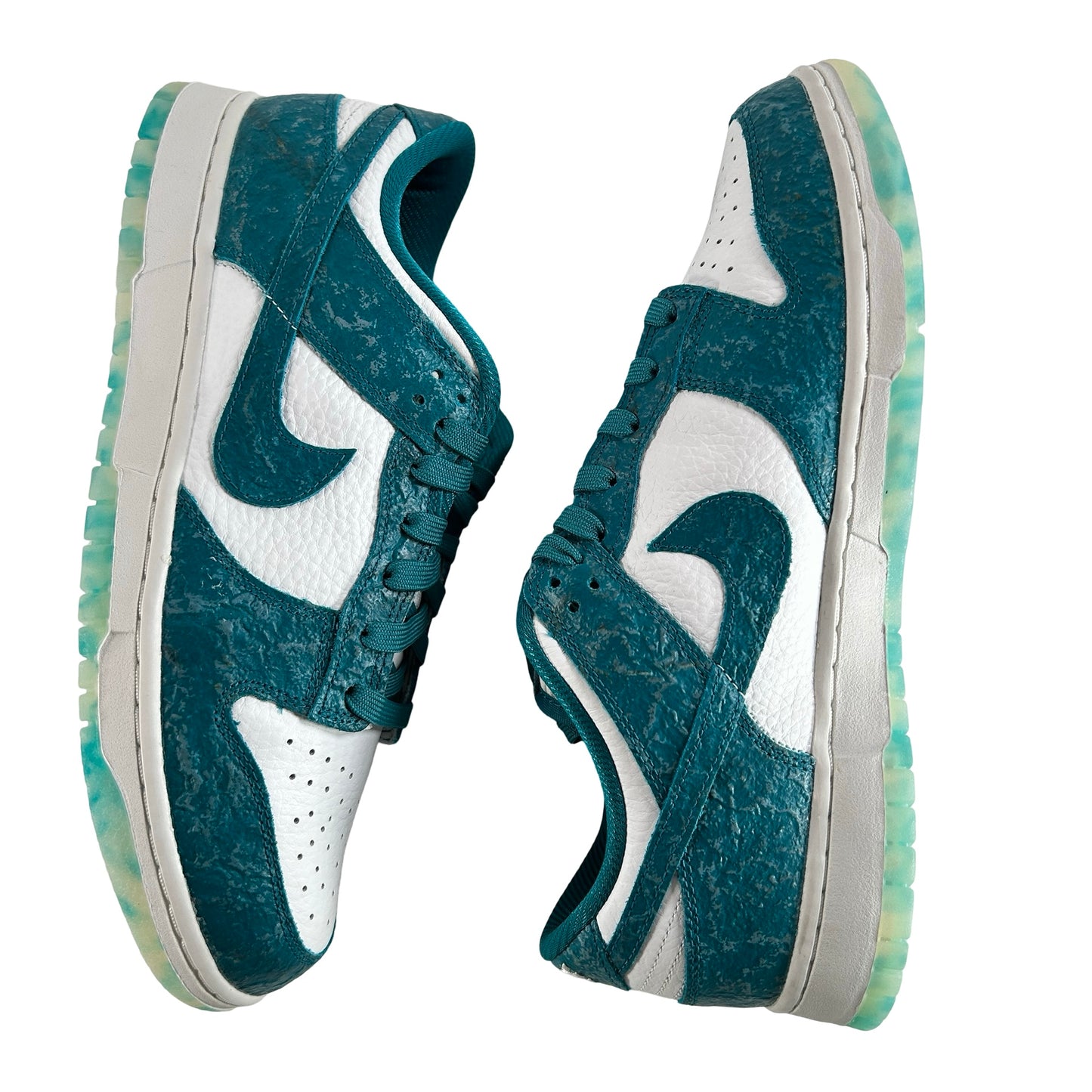 DV3029 100 Nike Dunk Low Ocean (Women's) [CONDITIONAL] - 11 W / 9.5 M (Yellowing)