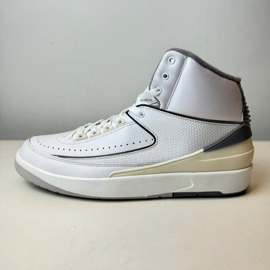 DR8884 100 Jordan 2 Retro Cement Grey [USED] - 11 M (Used)