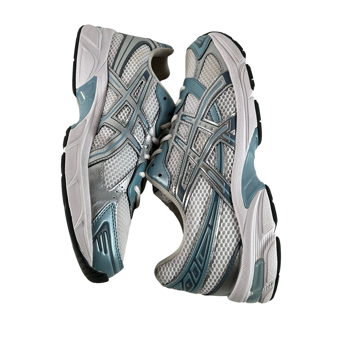 1201A256 116 ASICS Gel-1130 White Shark Skin [USED] - 10.5 M (Used)