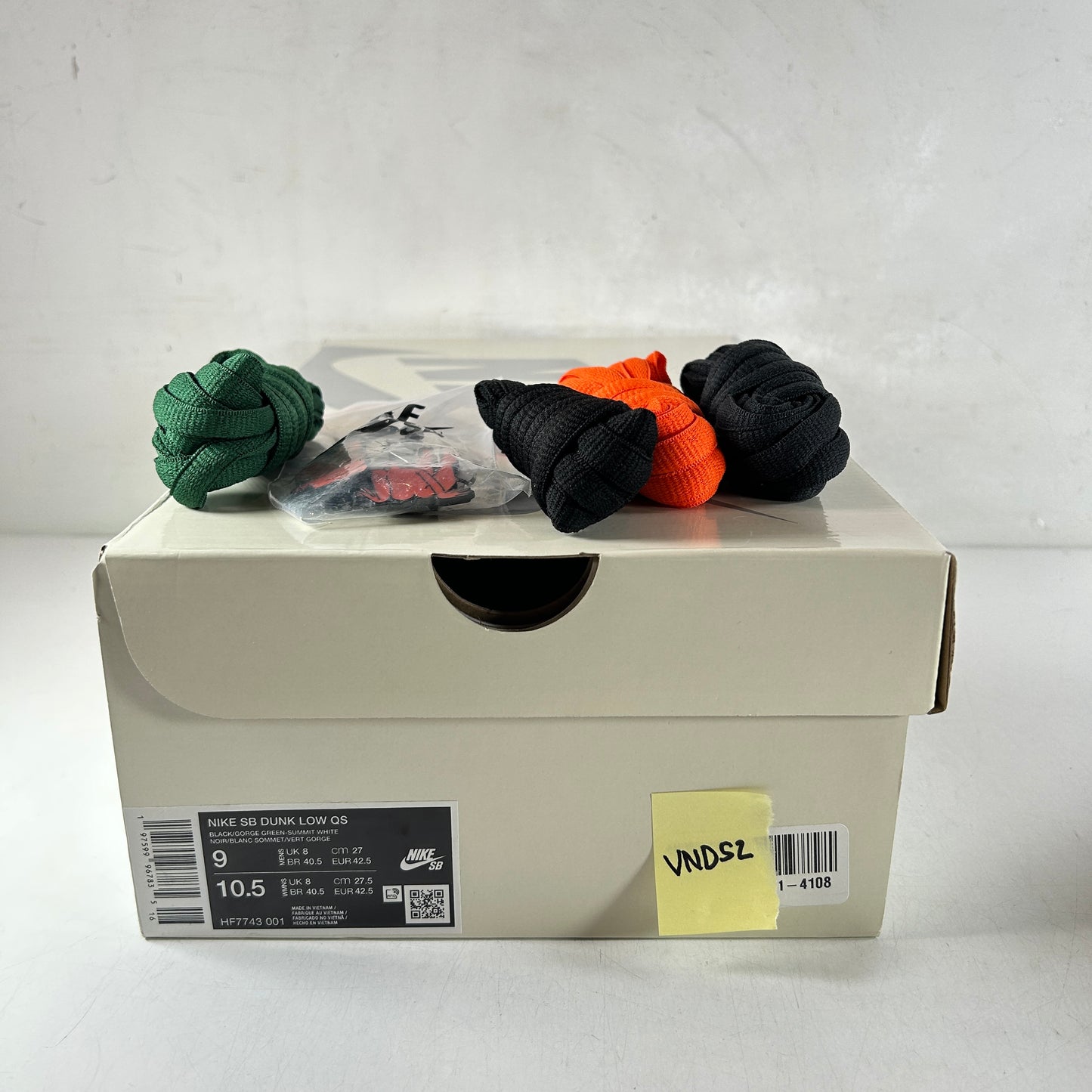 HF7743 001 Nike SB Dunk Low There Skateboards [USED] - 9 M (VNDS2)