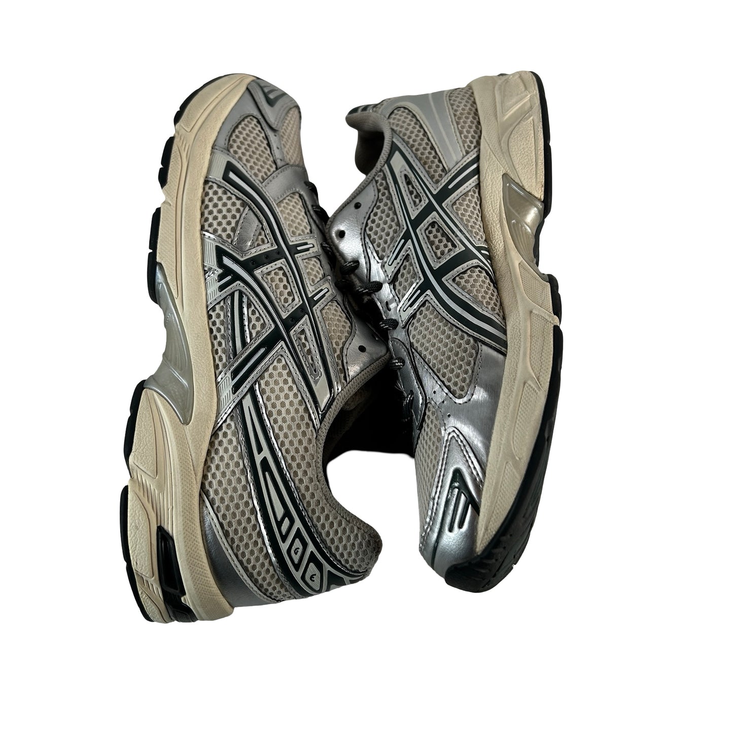 1203A565 100 ASICS Gel-1130 Kith Cream Scarab [USED] - 10.5 M (Used)