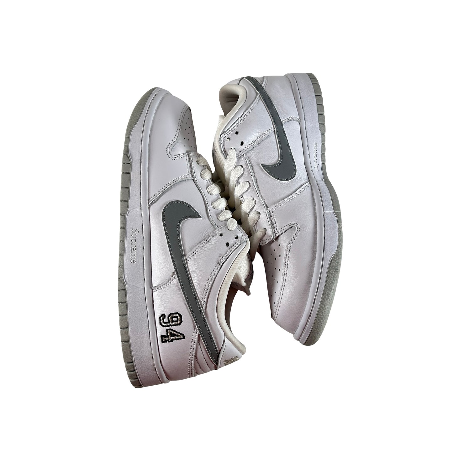 HQ8487 100 Nike SB Dunk Low Supreme 94 White Metallic Silver [USED] - 9.5 M (Used2)