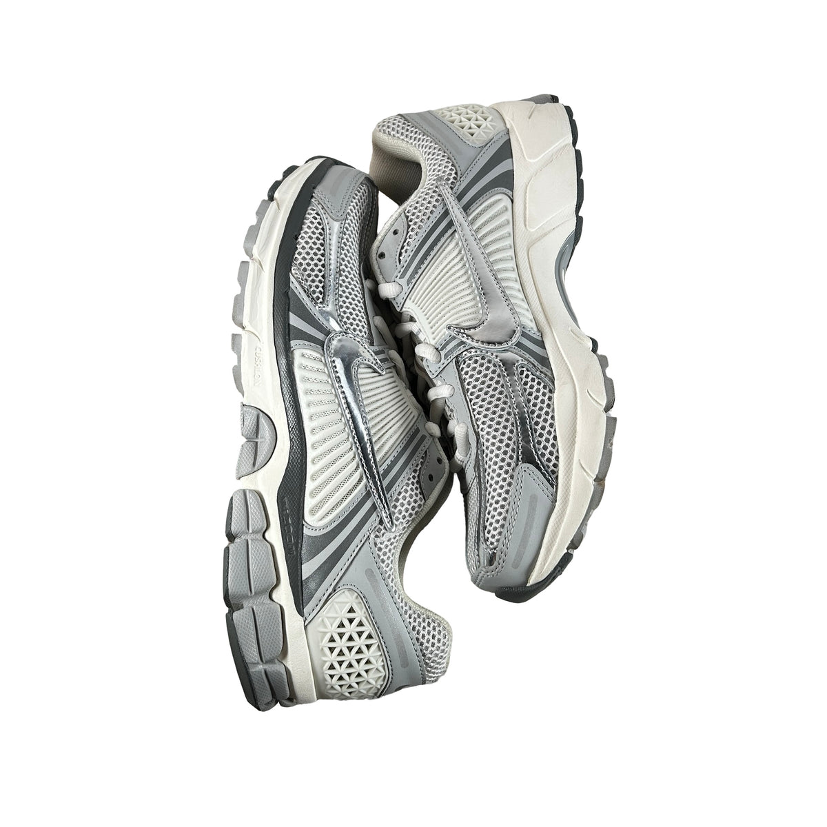 IM2219 121 Nike Zoom Vomero 5 Metallic Silver [USED] - 10 M (Used)