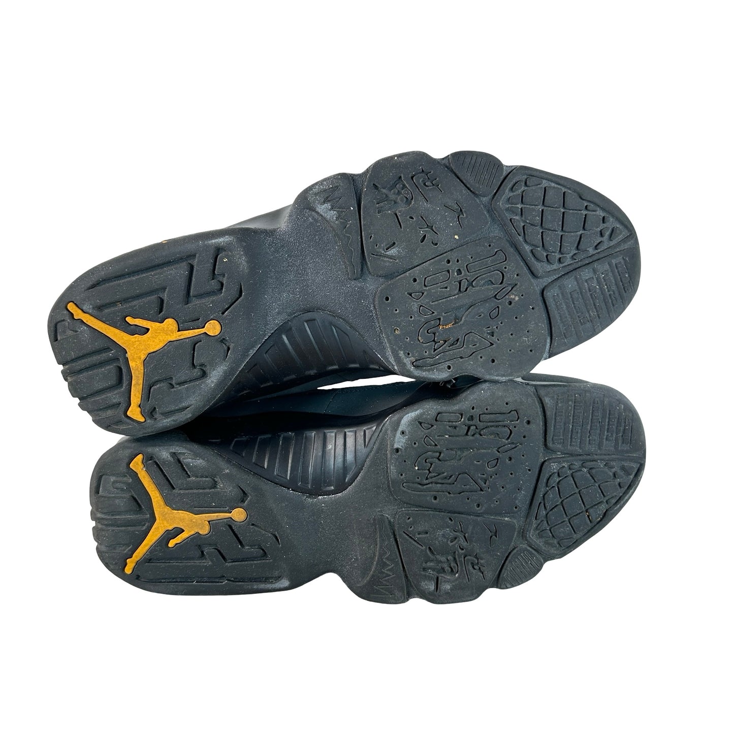 CT8019 070 Jordan 9 Retro Dark Charcoal University Gold [USED] - 9 M (Used)