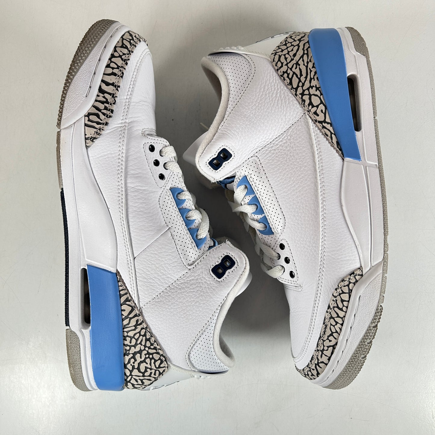 CT8532 104 Jordan 3 Retro UNC (2020) [USED] - 10.5 M (VNDS)