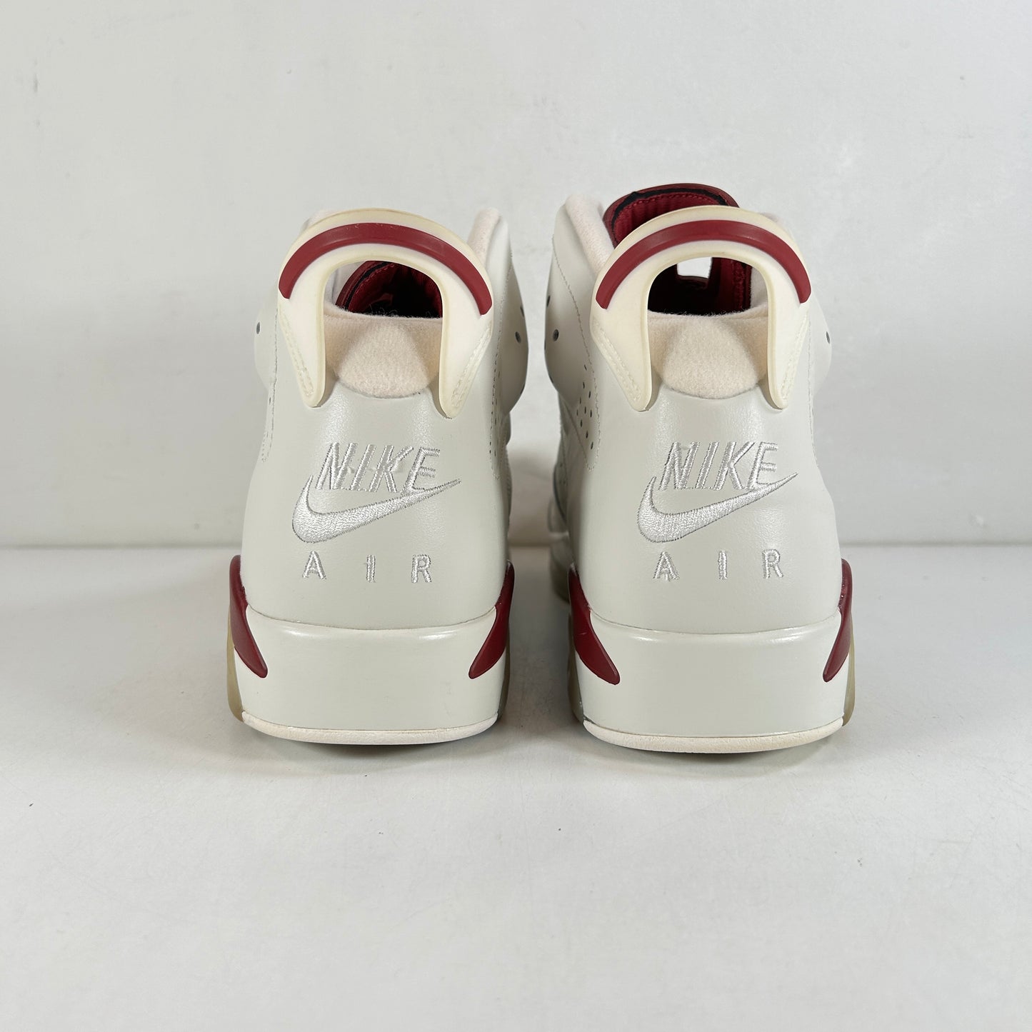 384664 116 Jordan 6 Retro Maroon (2015) [USED] - 10.5 M (VNDS) (Replace Box)