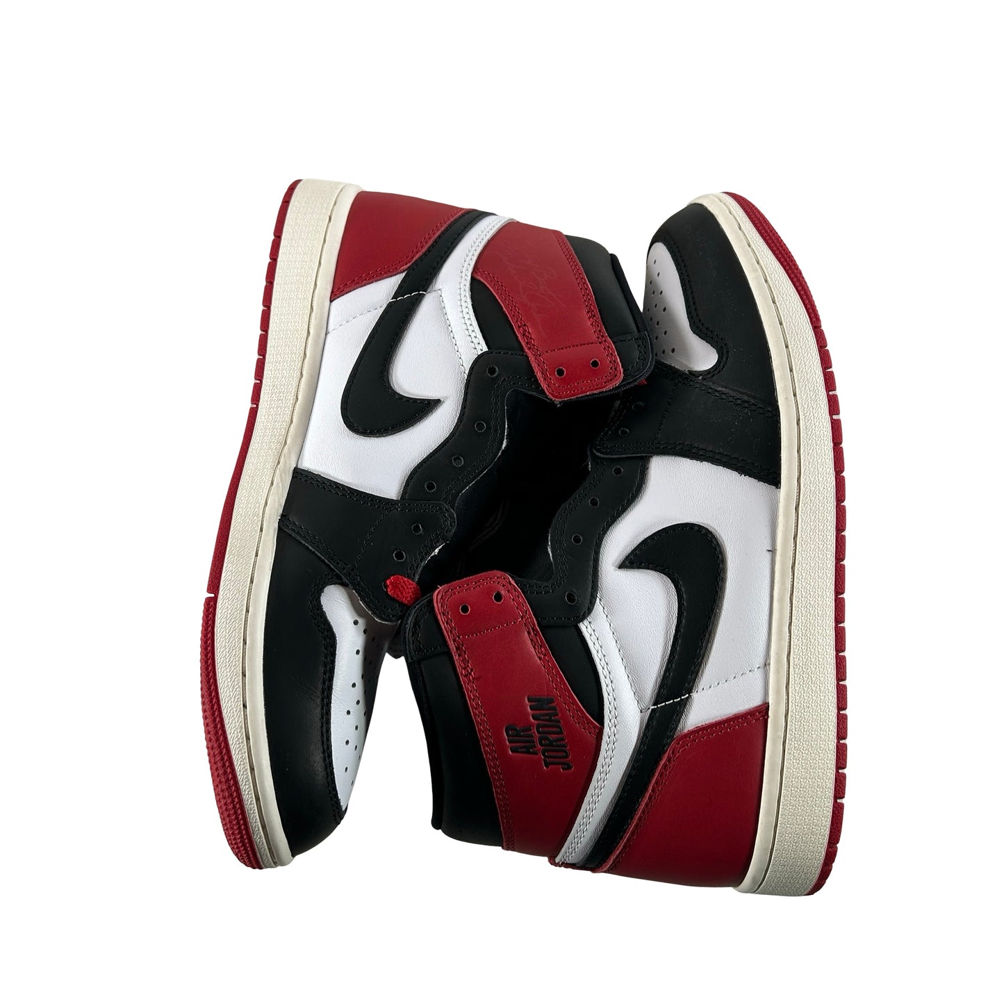 DZ5485 106 Air Jordan 1 High OG Black Toe Reimagined [USED] - 9 M (Used7)