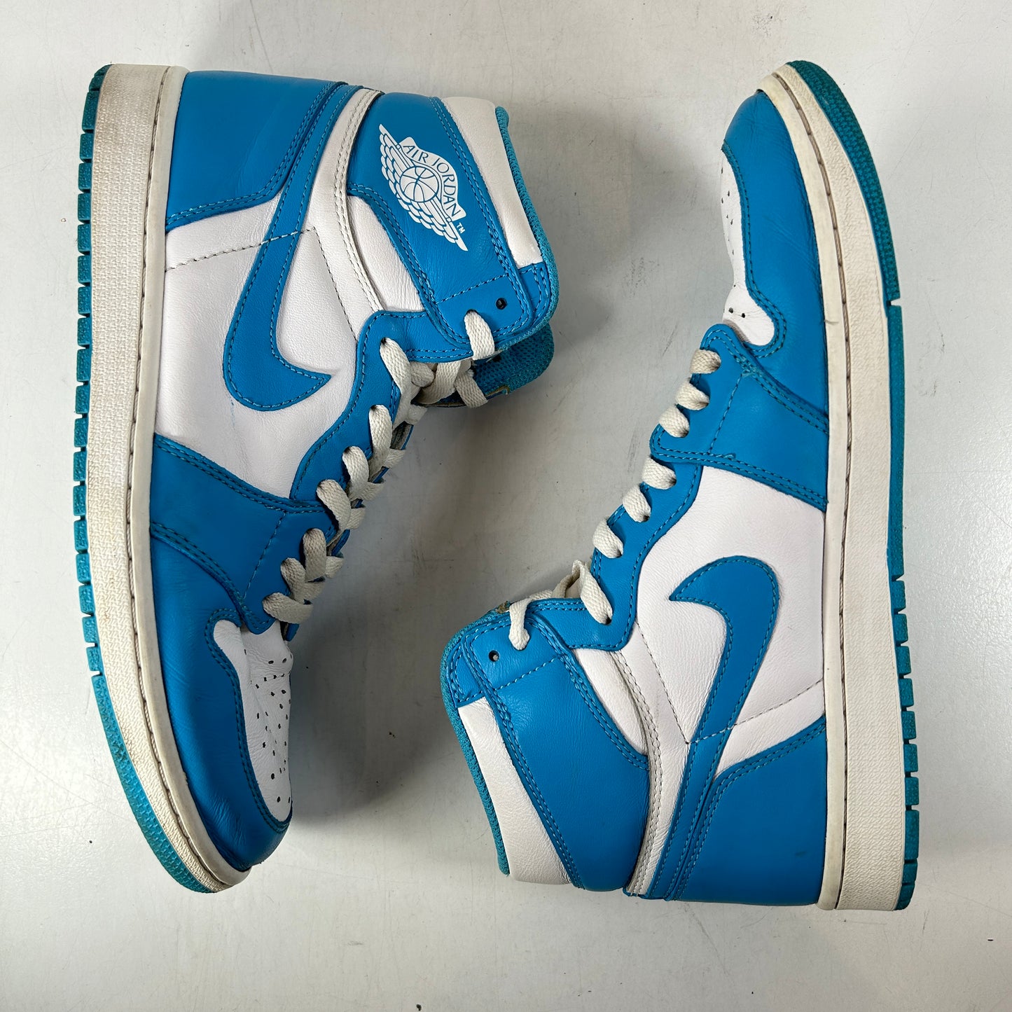 555088 117 Jordan 1 Retro High OG UNC [USED] - 10 M (Used) (No Box) (Slight Seperation)