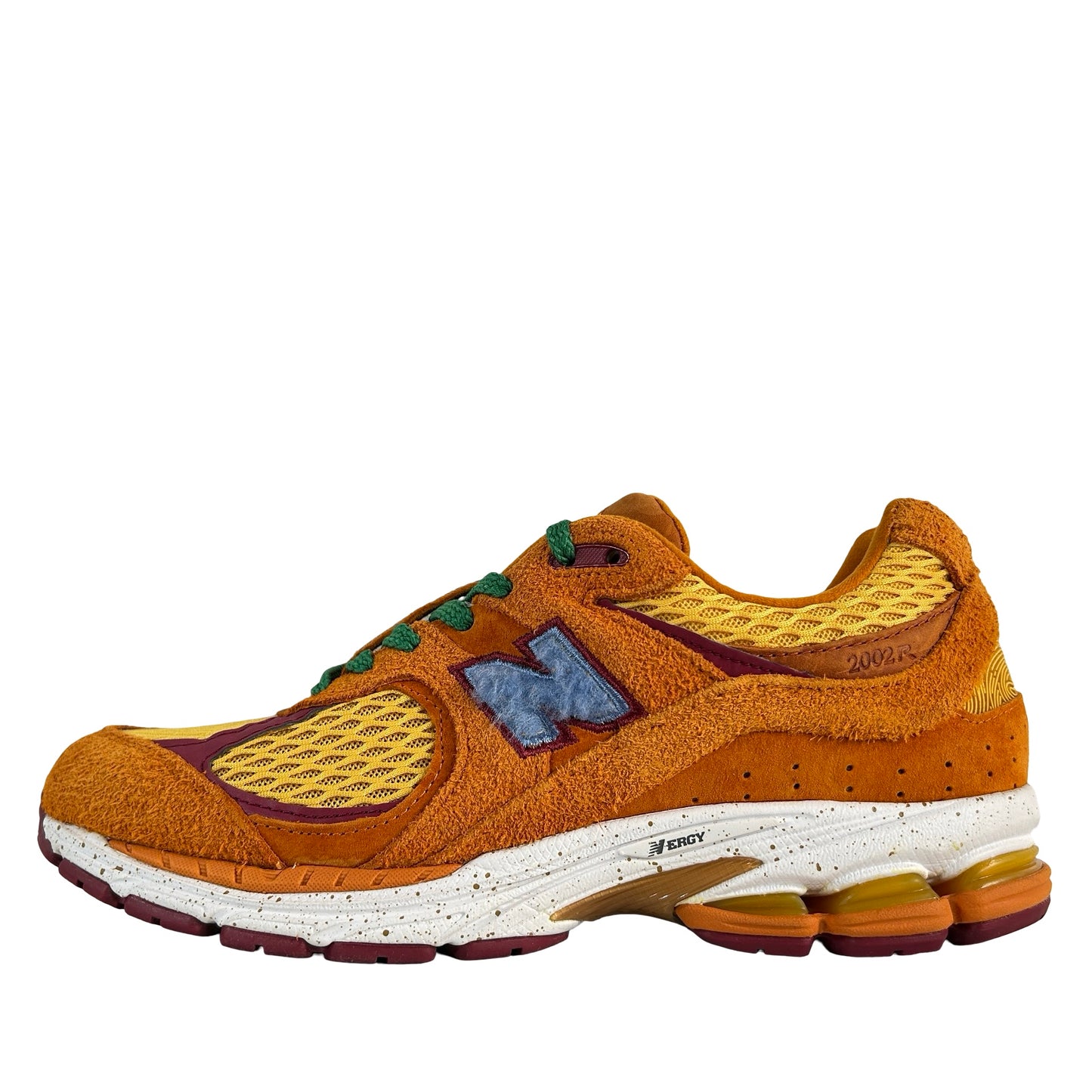 ML2002R1 New Balance 2002R Salehe Bembury La paz sea el viaje