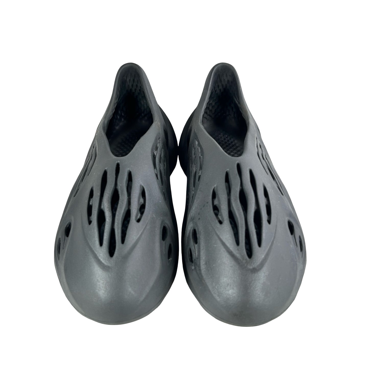 HP8739 Adidas Yeezy Foam RNR Onyx [USED] - 12 M (Used4)