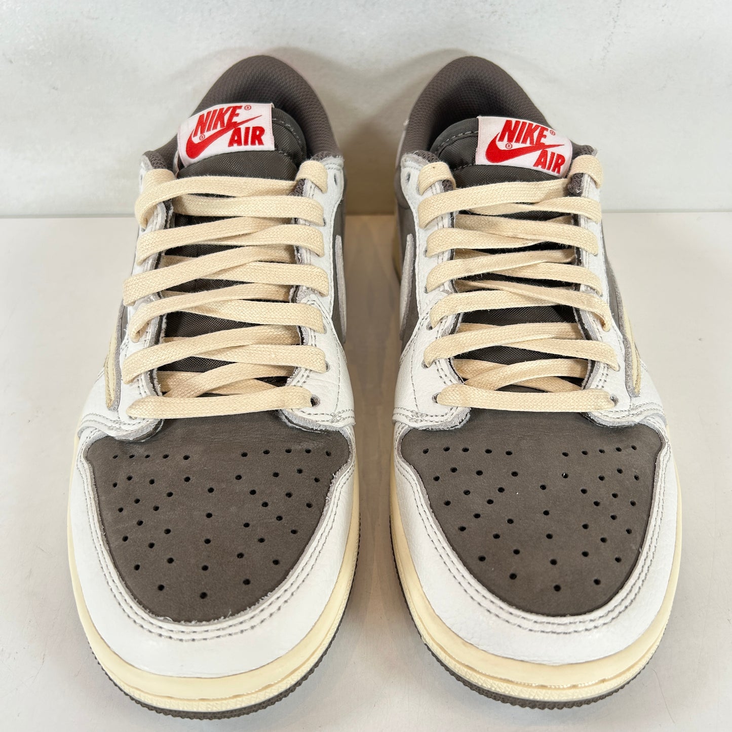 Jordan 1 Retro Low OG SP Travis Scott Moca inverso