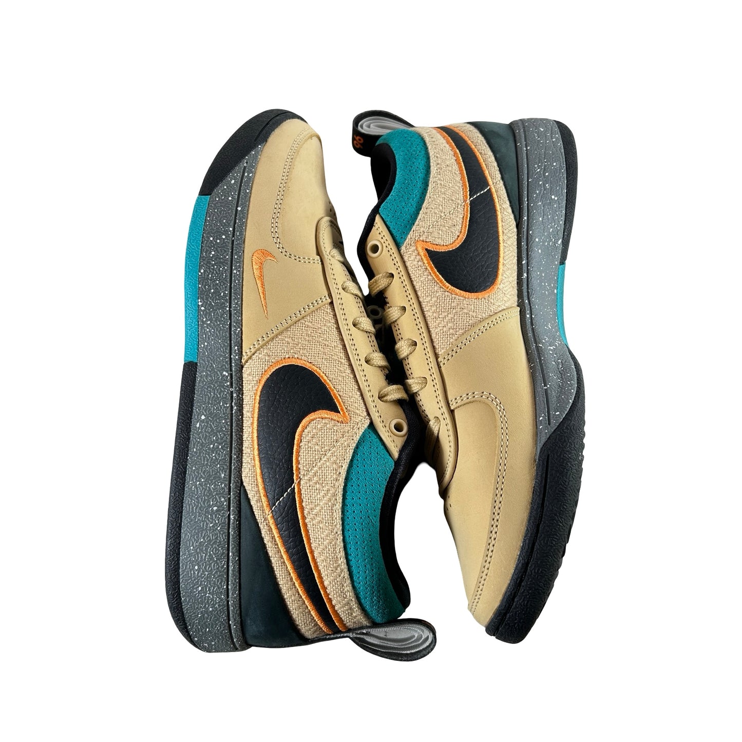 IF2406 200 Nike Book 1 Mowabb [USED] - 9 M (Used)