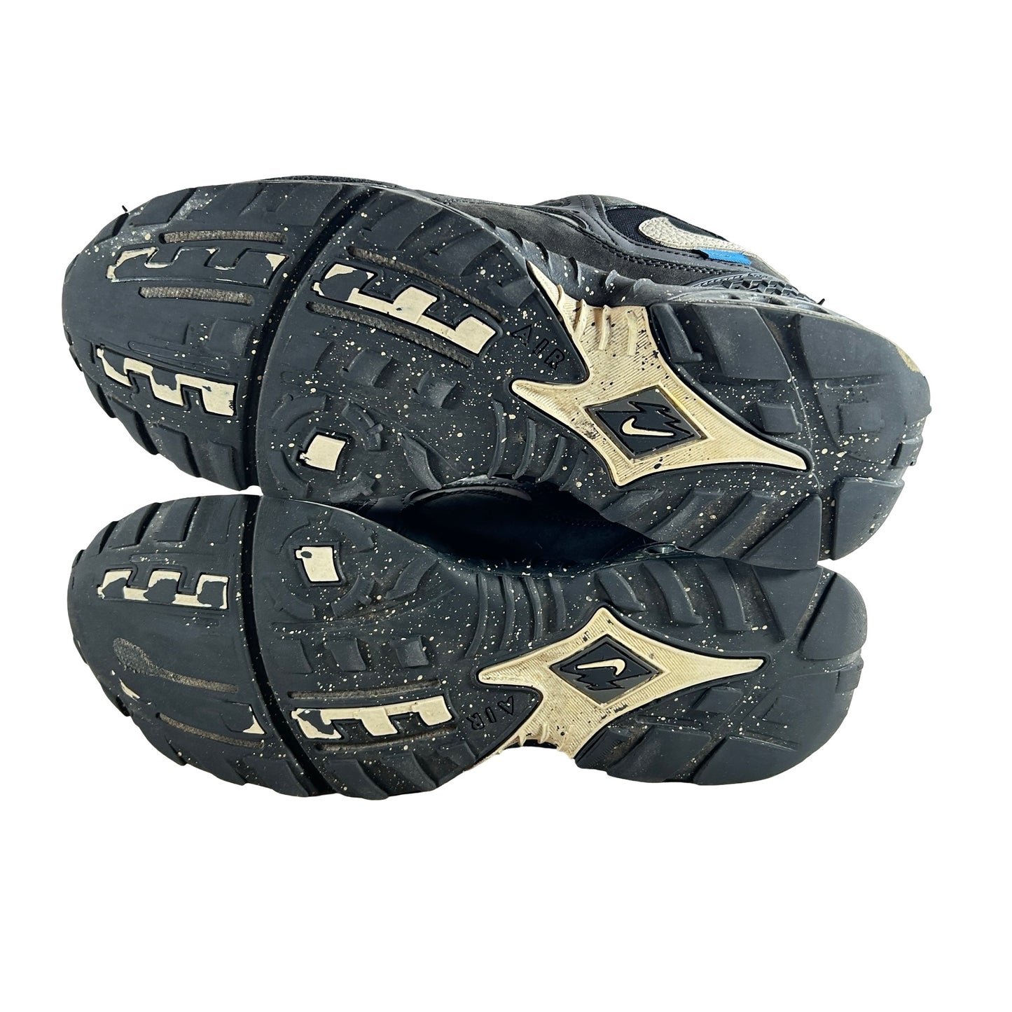 FN7546 002 Nike Air Terra Humara Undefeated Black [USED] - 9.5 M (Used)