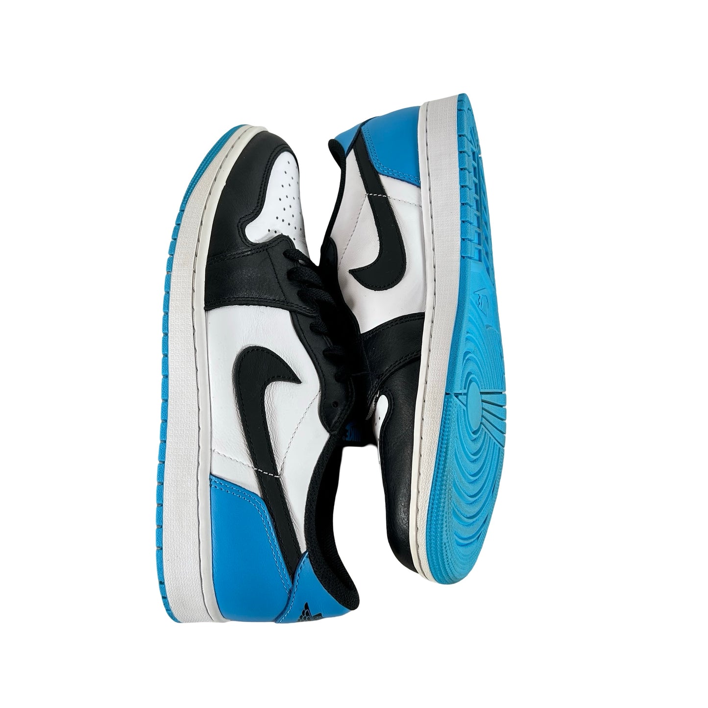 CZ0790 104 Jordan 1 Retro Low OG Negro Polvo Oscuro Azul