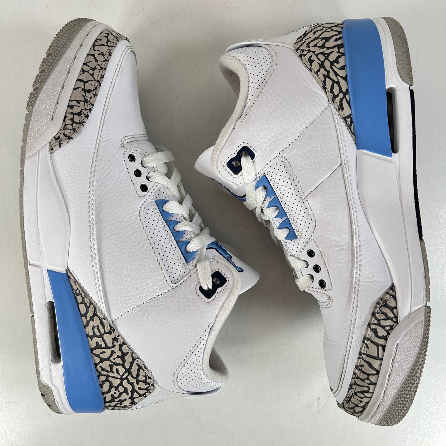 CT8532 104 Jordan 3 Retro UNC (2020) [USED] - 8 M (Used2)