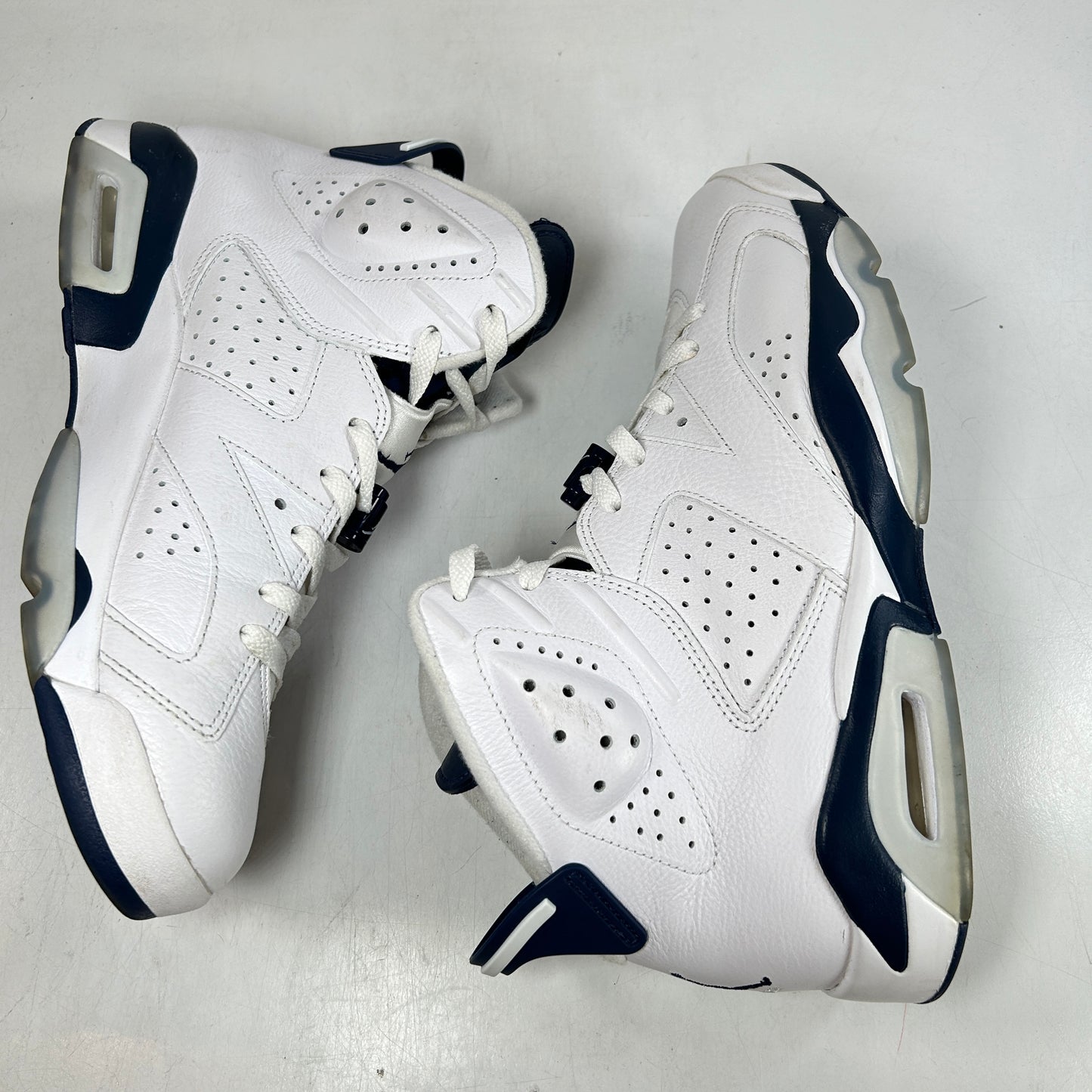 CT8529 141 Jordan 6 Retro Midnight Navy (2022) [USED] - 11 M (Used4)