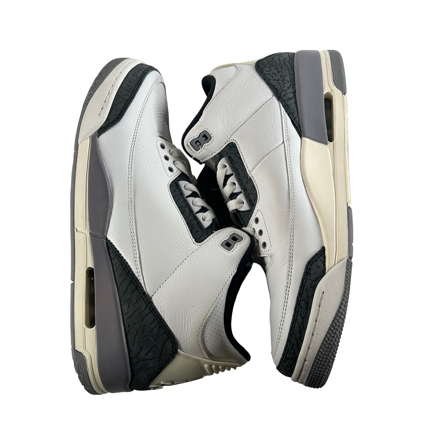 CT8532 106 Jordan 3 Retro Cement Grey [USED] - 11 M (Used5)