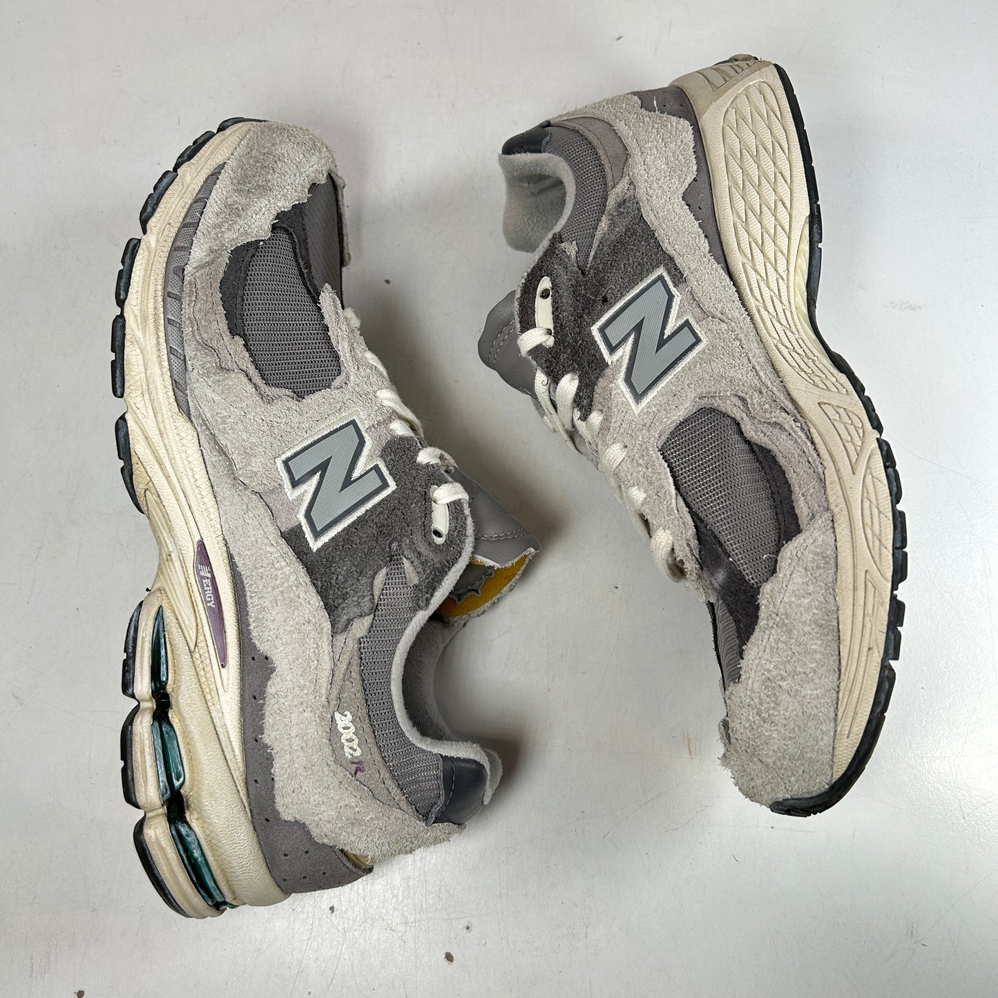 M2002RDA New Balance 2002R Protection Pack Rain Cloud [USED] - 10.5 M (Used2)