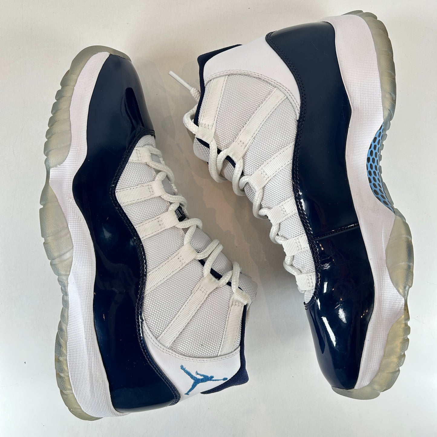 378037 123 Jordan 11 Retro UNC Win Like 82 [USED] - 9.5 M (Used)