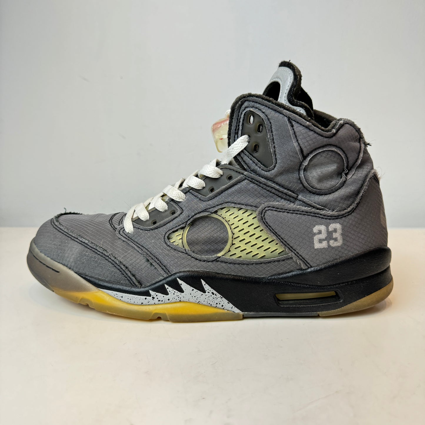 CT8480 001 Jordan 5 Off-White Black [USED] - 11 M (Used2)