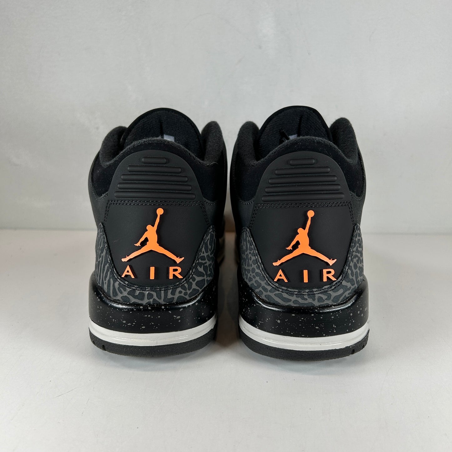 CT8532 080 Jordan 3 Retro Fear Pack (2023) [USED] - 10 M (Used2)