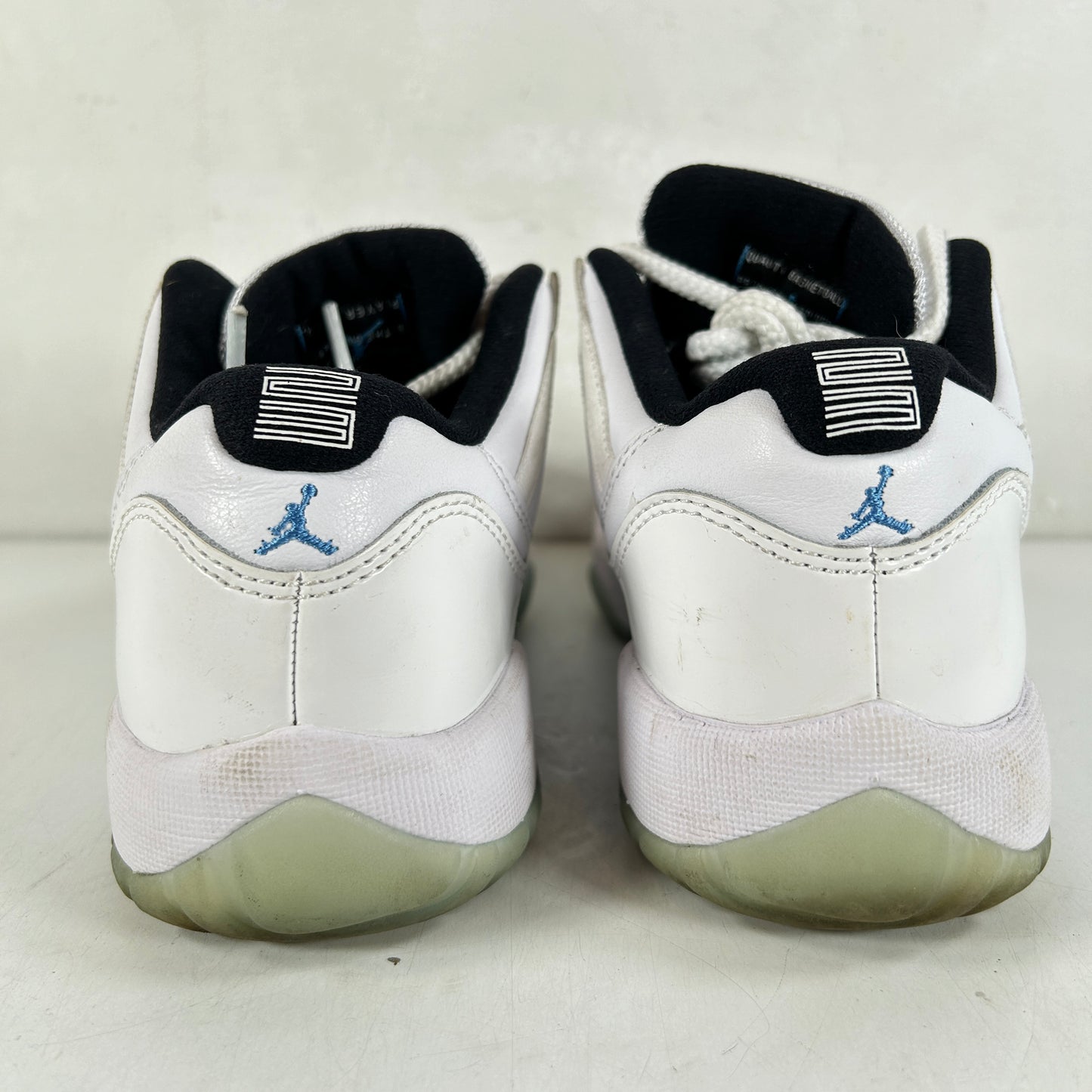 528896 117 Jordan 11 Retro Low Legend Blue (GS) [USED] - 4Y (Used)