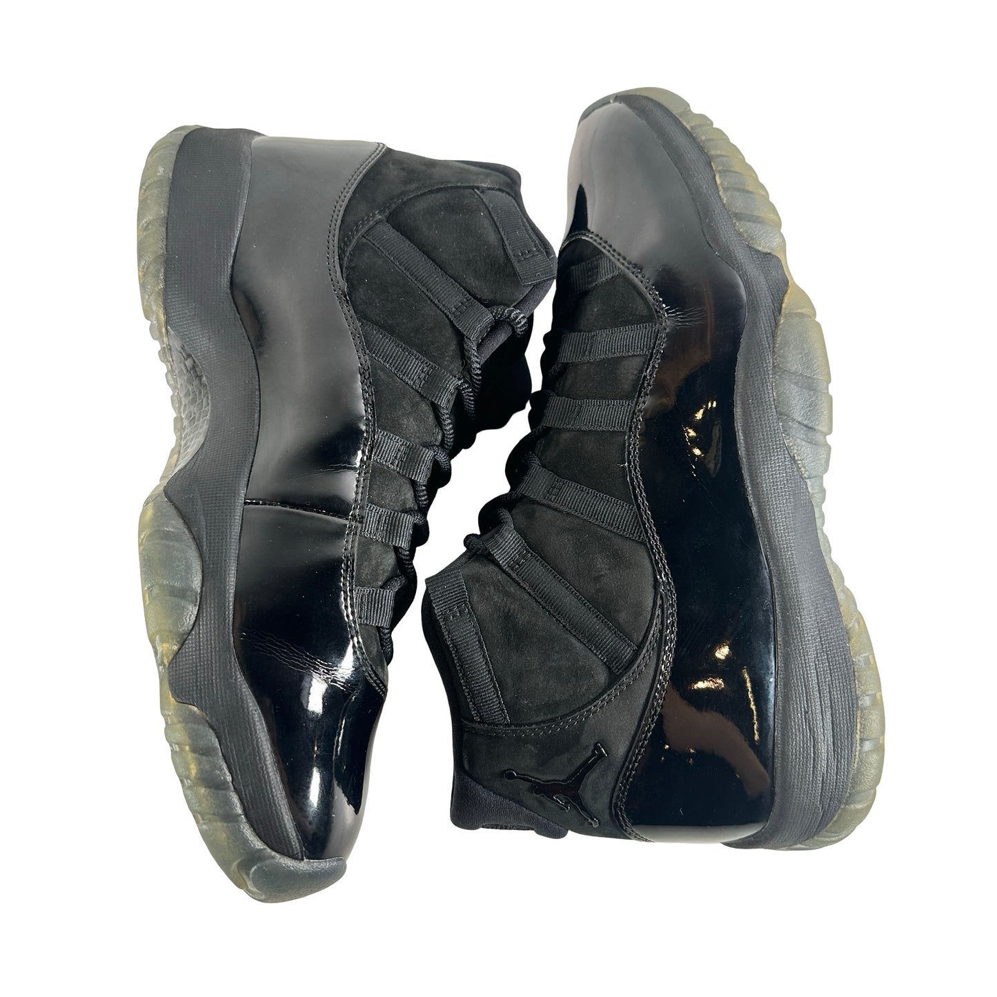 378037 005 Jordan 11 Retro Cap and Gown [USED] - 10.5 M (Used)