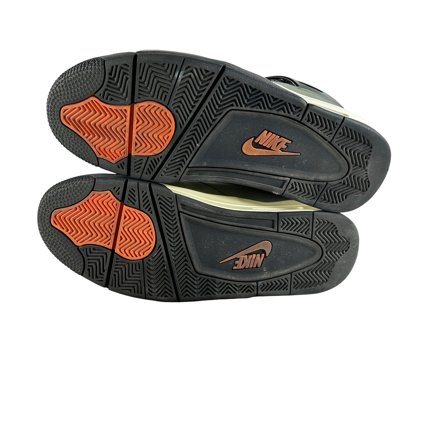 IB1519 200 Jordan 4 Retro OG SP Undefeated (2025) [USED] - 11 M (Used3)