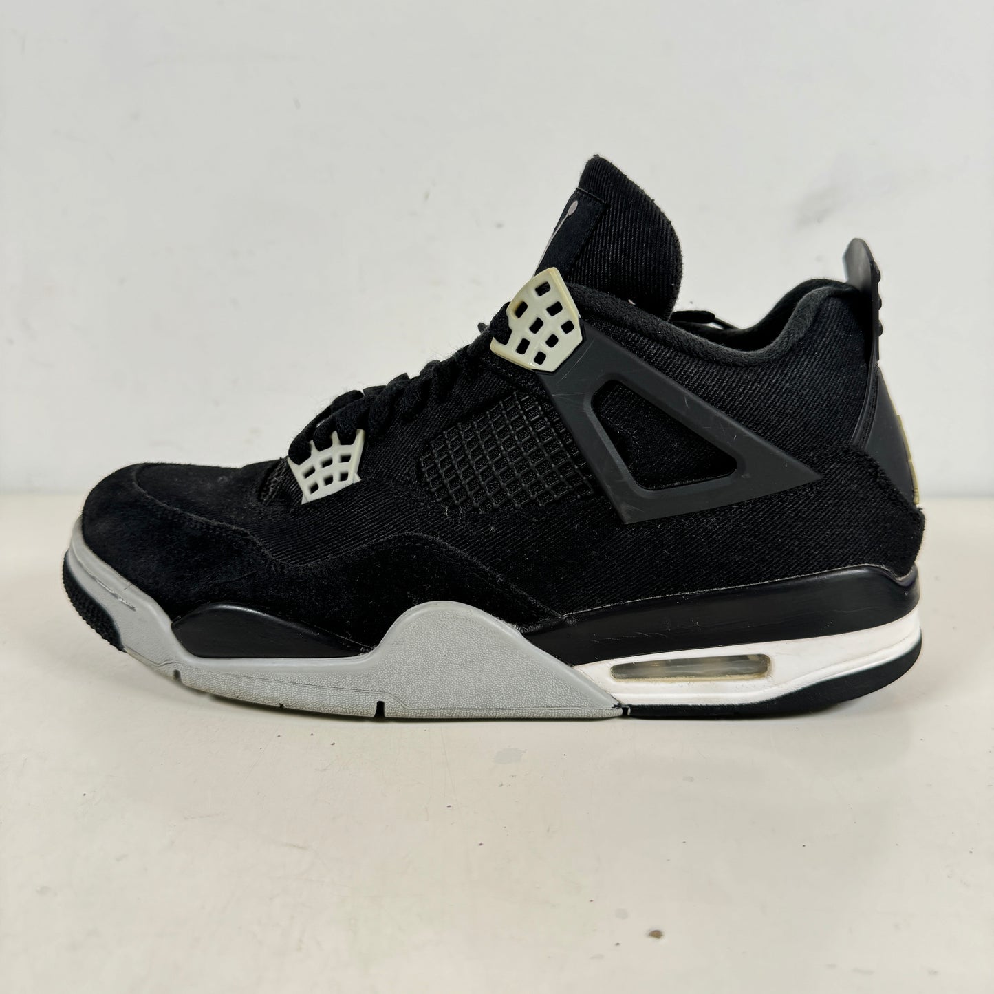 DH7138 006 Jordan 4 Retro SE Black Canvas [USED] - 10 M (Used)
