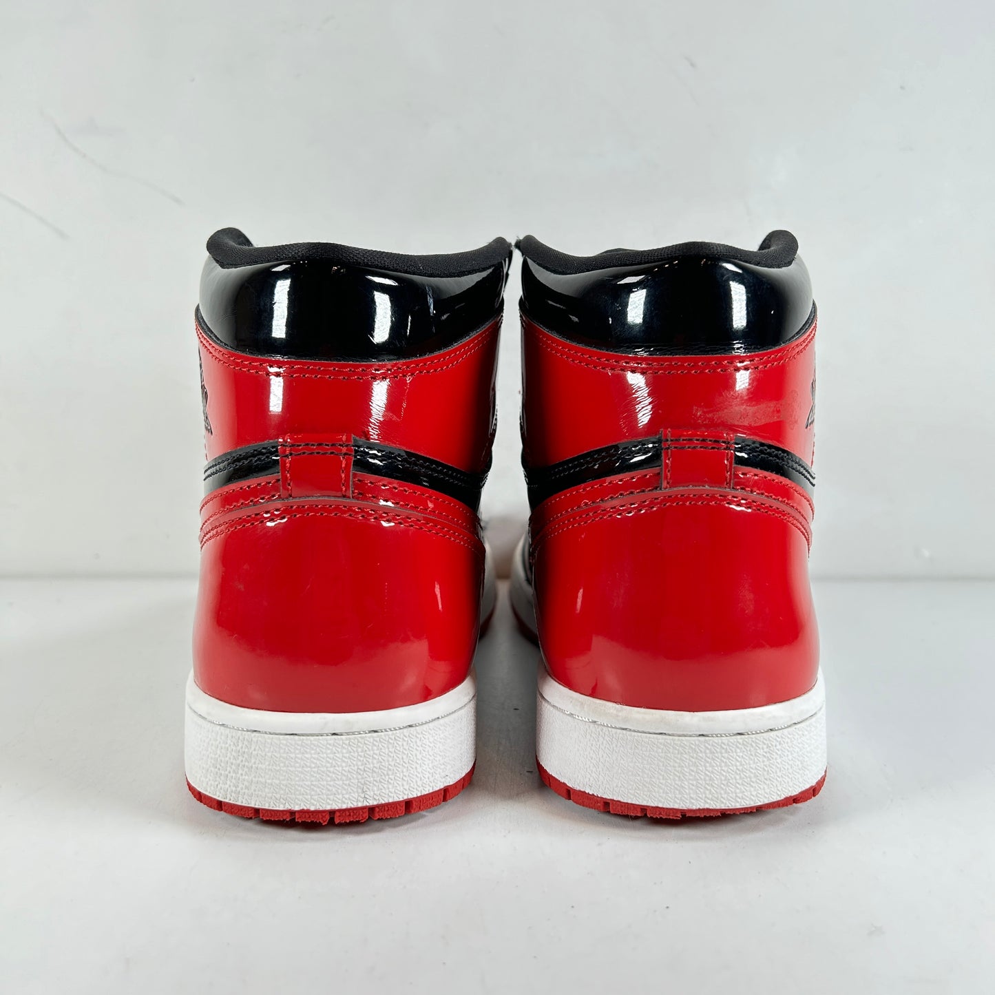 555088 063 Jordan 1 Retro High OG Patent Bred [USED] - 9 M (Used) (No Box2)