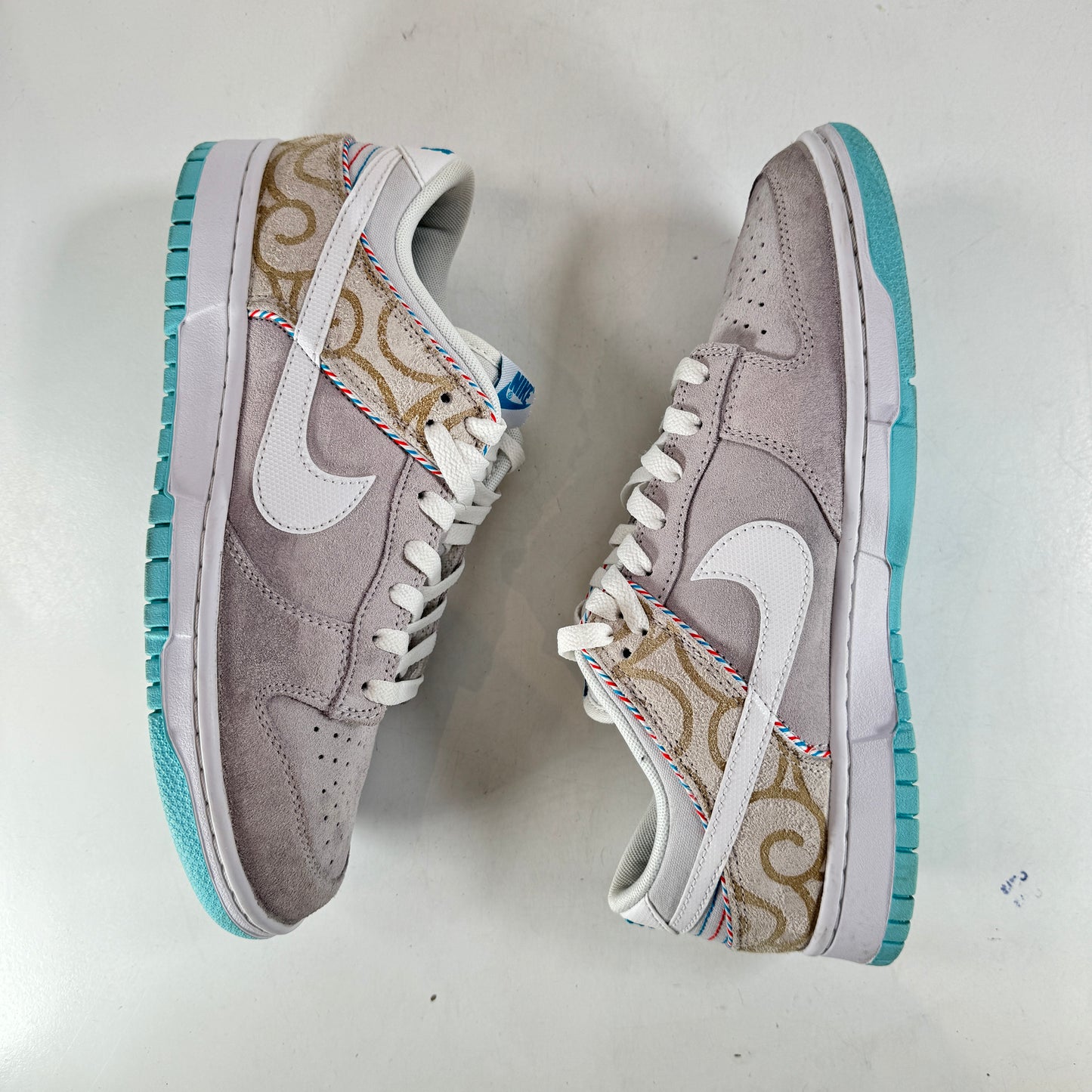 DH7614 500 Nike Dunk Low SE Barber Shop Grey [USED] - 9 M (Used)