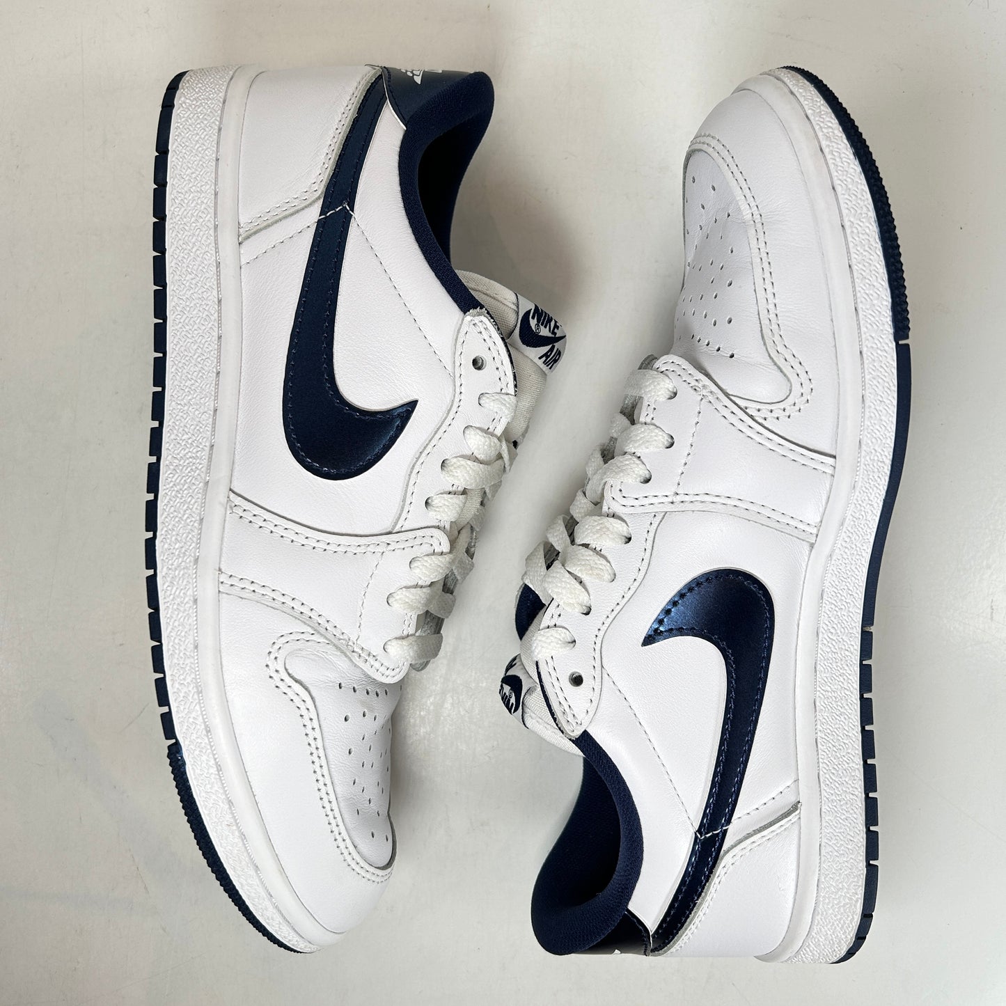 FB9933 141 Air Jordan 1 Retro Low 85 'Metallic Blue' [USED] - 8.5 M (Used)